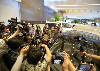 Moeldoko: Indonesia Jangan Sampai Ketinggalan di Mobil Listrik