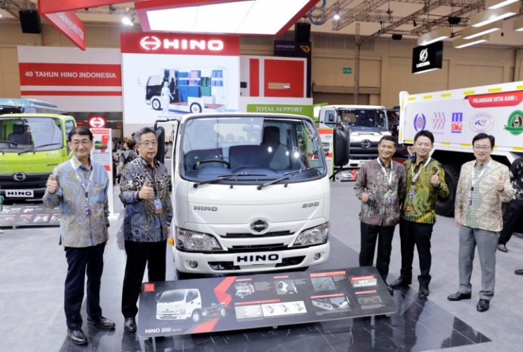 Hino200 Series, bisa menjadi pengerek penjualan Hino sekaligus profitabilitas Indomobil ke depan. (ist)
