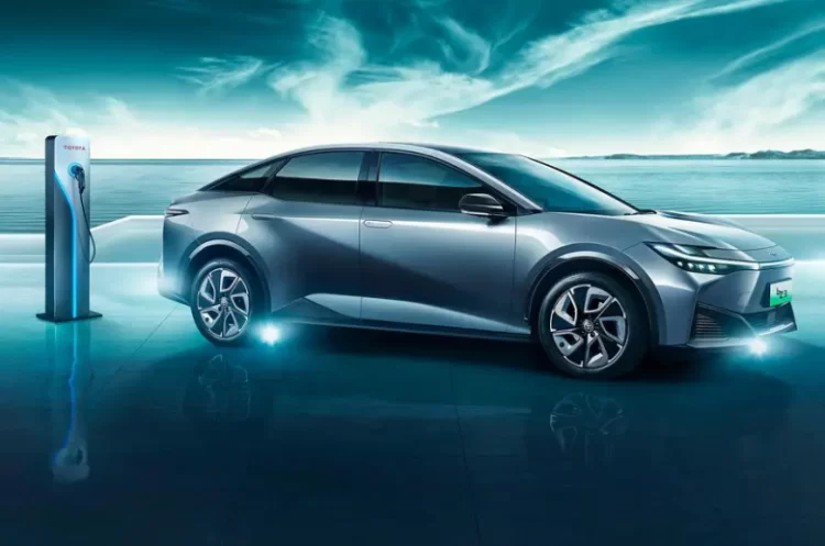 Toyota bZ3, sedan listrik khusus pasar Cina. (Autocar)