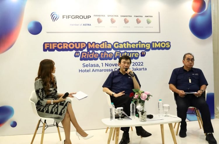 Bos FIFGEOUP membeberkan visi dan promo menarik FIFGROUP di IMOS 2022, JCC, 2-6 November 2022. (ist)