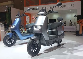 Motor Listrik Berjejer di IIMS 2023, Paling Jos Barang Polytron