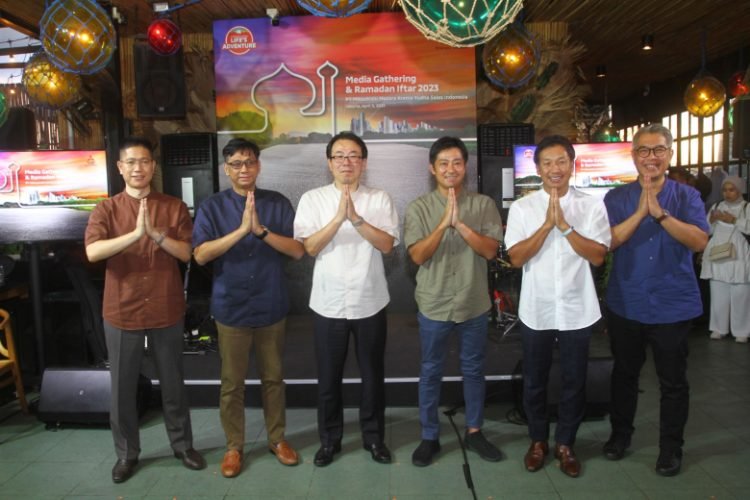 Manajemen MMKSI di acara buka bersama dengan wartawan, Rabu (5/4/2023)