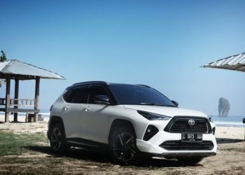 Penjualan BEV Semblep, Astra Enak Tambang Duit dari Mobil Hybrid