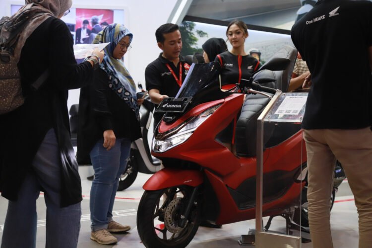 Honda PCX 160 di mendominasi penjualan Honda di GIIAS 2023. (AHM)