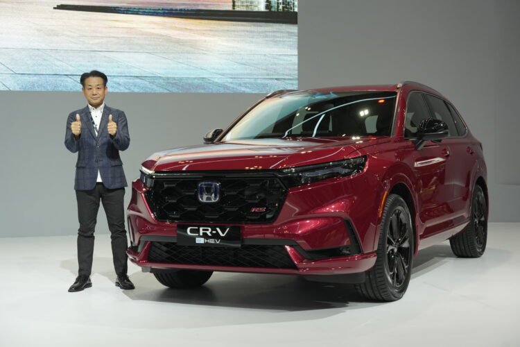 Honda CR-V Hybrid. (ist)