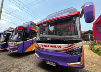 Bus ABS Hino Ditampung PO Putra Simas, Jajal Trek Bengkulu-Medan