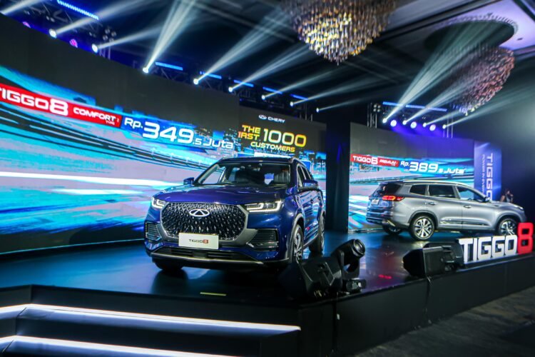 Chery Tiiggo 8 Comfort dan Premium. (ist)