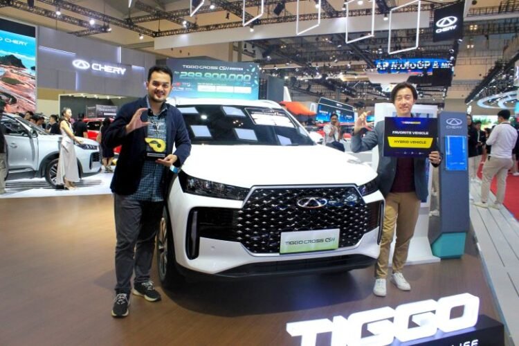 Chery Tiggo Cross Hybrid. (ist)