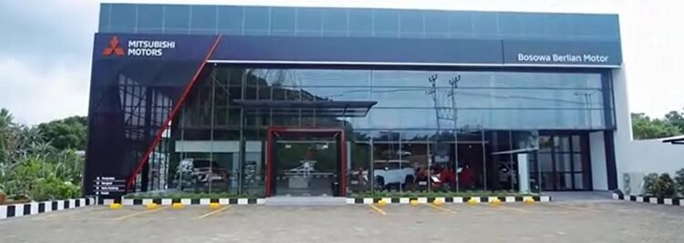 Dealer baru Mitsubishi di Manado. (ist)