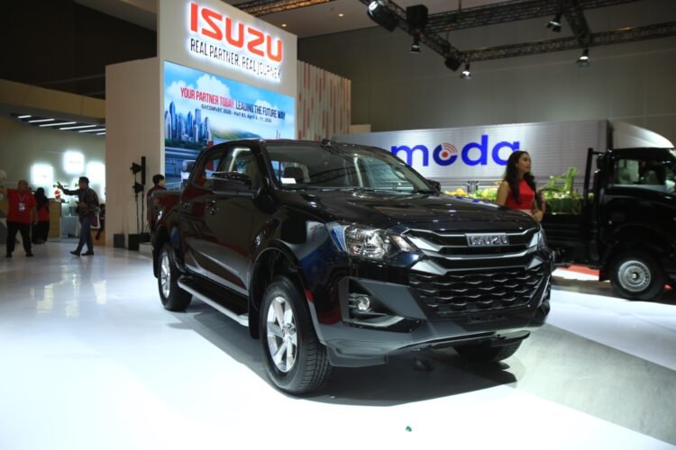 Isuzu D-Max Rodeo. (ist)