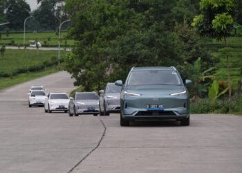Menakar Biaya Kepemilikan Geely EX5 dan Starray EM-i di Tengah Tren Kendaraan Elektrifikasi Indonesia